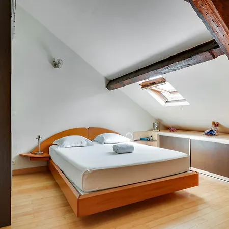 Appartamento Duplex Calme Et Lumineux Au Coeur De Bastille